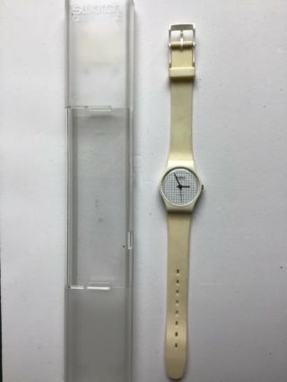 Vintage Swatch Watch Ladies Tennis Grid Face With Cream Band.