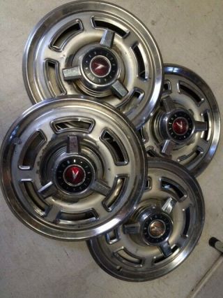 Ford Falcon Hubcaps Vintage Set Of 4