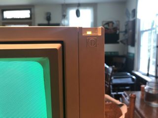 Apple 2e Vintage Computer w/ Monitor & Disk Drive 5