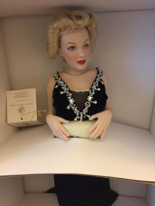 Franklin Marilyn Monroe Irresistible Rare Porcelain Doll NRFB 3