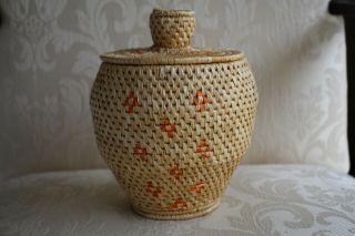 Vtg Authentic Native Handcrafted From Alaskan Coiled Lidded Basket