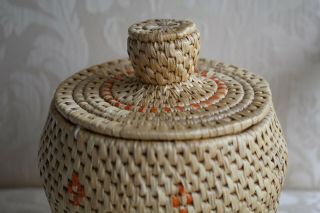Vtg Authentic Native Handcrafted from Alaskan Coiled Lidded Basket 4
