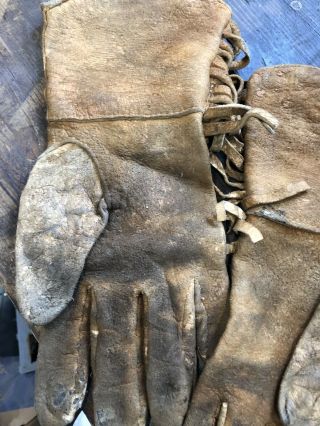 Vtg Antique Native American Leather Beaded Gauntlet Gloves 8