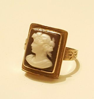 Antique 10ct Gold Cameo Ring