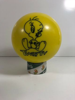 Vtg Brunswick Tweety Bird Bowling Ball Undrilled 6 - 7lb Dsv1251 Warner Bros Usa