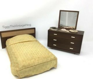Vintage Mattel Bedroom Dollhouse Furniture - Mattel Modern - 1958 - Dresser