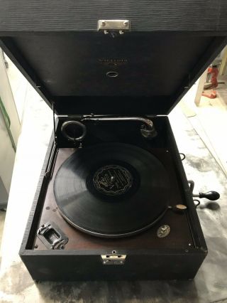 Rca Victor Victrola Portable Wind - Up Phonograph Record Player 78s Suitcase Vtg