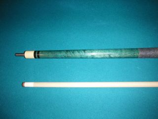 Vintage Green Viking Pool cue.  19.  4oz 2