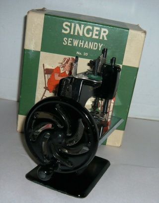 VINTAGE SINGER CHILDS SEWING MACHINE MODEL NO.  20 W/BOX,  CLAMP,  NEEDLE 4