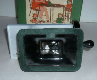 VINTAGE SINGER CHILDS SEWING MACHINE MODEL NO.  20 W/BOX,  CLAMP,  NEEDLE 5