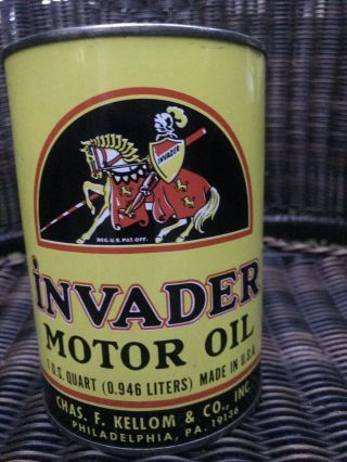 Vintage Invader Motor Oil 1 U.  S.  Quart