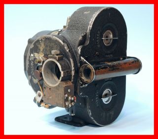 Eyemo 35mm Cine Camera - Rare Vintage Movie Camera Wwii