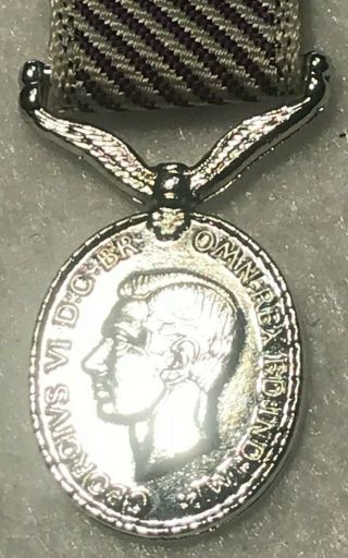 Geo.  Vi Distinguished Flying Miniature Medal