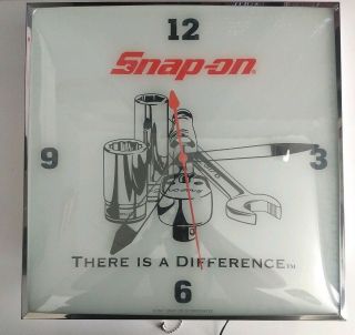 Snap On Tools Wall Vintage Square 15 " Bubble Clock (43051 - 1)