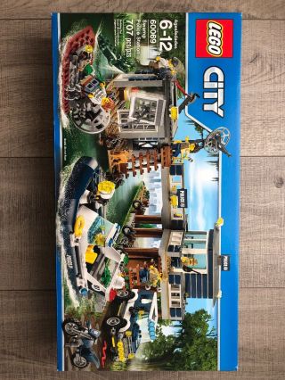 Lego City Swamp Police Station (60069) & (retired)