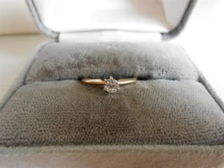 Darling Vintage Diamond Engagement Ring 14kt