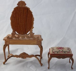 Vtg Dollhouse Miniature Bespaq Carved Vanity Desk Petit Point Stool Bench Rococo 4