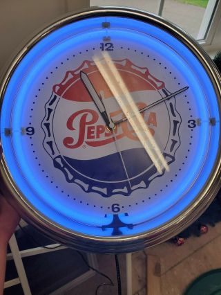 Vintage Retro Style Pepsi Cola Neon Light Wall Clock