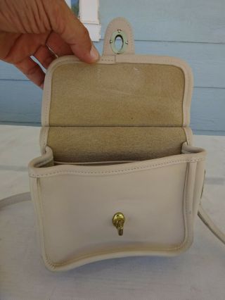 VTG COACH WINNIE MINI WILLIS 9023 BONE IVORY LEATHER CROSSBODY BAG PURSE RARE 8