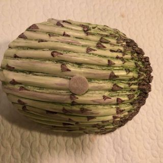 Mary Kirk Kelly Ceramic Asparagas dish with cover.  Rare,  Collector ' s Item 2