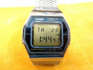 Vintage Casio 1980 (103) Blue Thunder A202 Screw Back Great