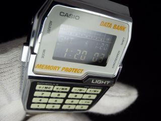 Rare CASIO Vintage Digital Watch WHITE 1477 DBC - 1500 TELEMEMO SCHEDULE MEMORY 2