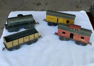 5 Vintage Ives Model Rail Road Cars Pressed Tin Prewar Toys