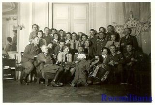 RARE: Wehrmacht Helferin Blitzmädel Girls & Officers Posed w/ Mannequin 2