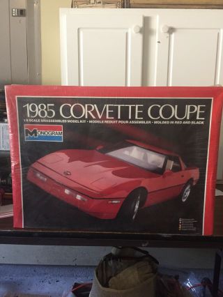 Vintage Monogram 1/8 Scale 1985 Corvette Coupe  Model Kit