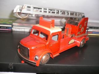 VINTAGE TINPLATE FIRE LADDER TRUCK GESHA TIPPCO PNI SCHUCO ARNOLD ?????? 6