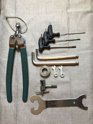 Vintage Park Ct - 2 And Other Tools.