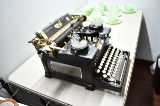 Vintage 1910’s Royal Model 10 Typewriter W/ Glass - Needs Minor Repair 4