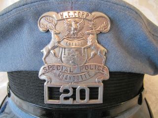 Vintage Obsolete Special Police Wyandotte Michigan Police Hat Badge