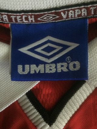 Manchester Utd UEFA Champions League Football (vintage Umbro) 2