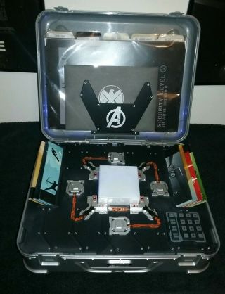 Marvel Cinematic Universe Phase 1 Set - Avengers - Blu - Ray Suitcase - RARE & OOP 2