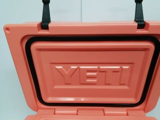 YETI Roadie 20 CORAL Cooler -.  RARE Limited edition color. 6