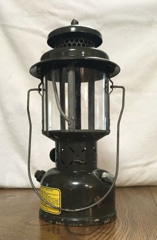 Vintage 1975 Coleman Us Army Green Military Gas Lantern