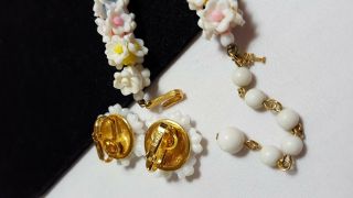 Vintage Rare Gold Crown Trifari White Flower Hawaiian Lei Necklace & Earring Set 4