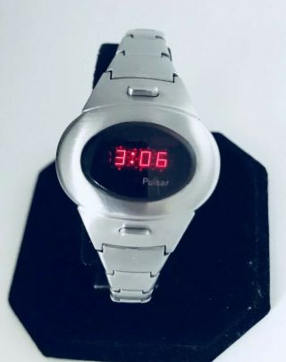 Vtg Pulsar P4 Digital Led Time Computer Stainless Watch W/ Magnet Batteries