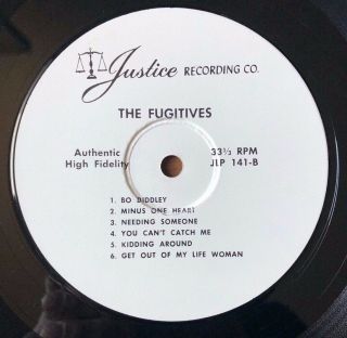 RARE 1966 GARAGE ROCK LP The Fugitives ON THE RUN WITH Justice JPL - 141 4