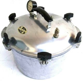 All American No.  7 Vtg Wisconsin Cast Aluminum 15.  5 Qts.  Pressure Cooker