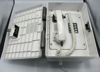 Vintage Gai - Tronics 256c Rugged Telephone W/ Case - Cosmetically /