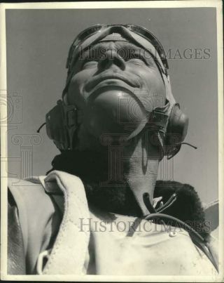 1942 Press Photo World War Ii Photographic Study Of A Young U.  S.  Navy Flier
