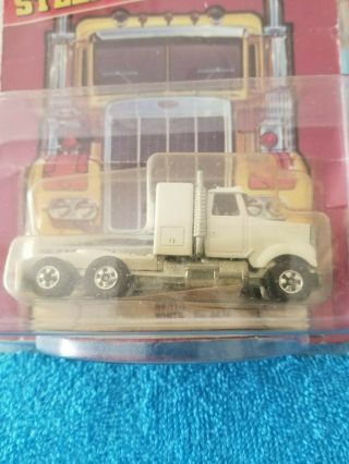 1982 Vintage Hot Wheels Steering Rigs Cabs White No.  5676