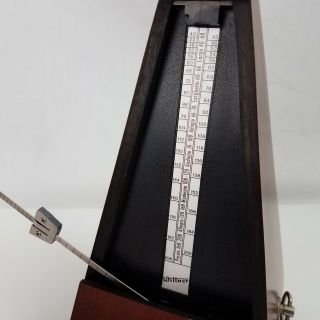 Vintage Wittner Metronome Made in West Germany,  with Extra Wind up Key 2
