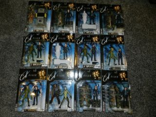 Vintage Case Of 12 The X - Files Nip Action Figures 1998 Mcfarlane Mulder Scully,