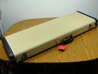 Fender Strat Tele Vintage G,  G Blonde Hardshell Case Stratocaster Telecaster