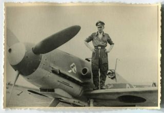 German Wwii Archive Photo: Luftwaffe Pilot Standing On Messerschmitt Bf 109 Wing