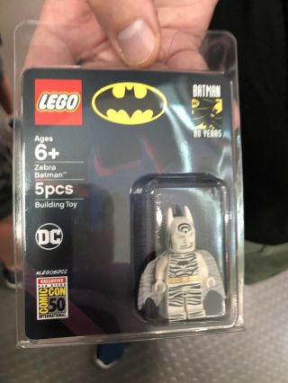 2019 Sdcc Exclusive Lego Zebra Batman Mini - Figure Dc Detective Comics 275 Rare
