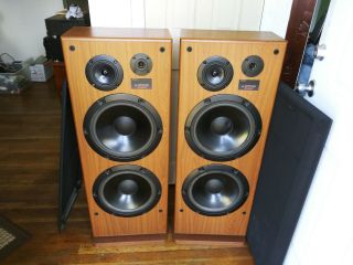 Vintage Sony Ss - U721av Floor Standing 3 - Way Stereo Speakers Wood Grain Local P/u